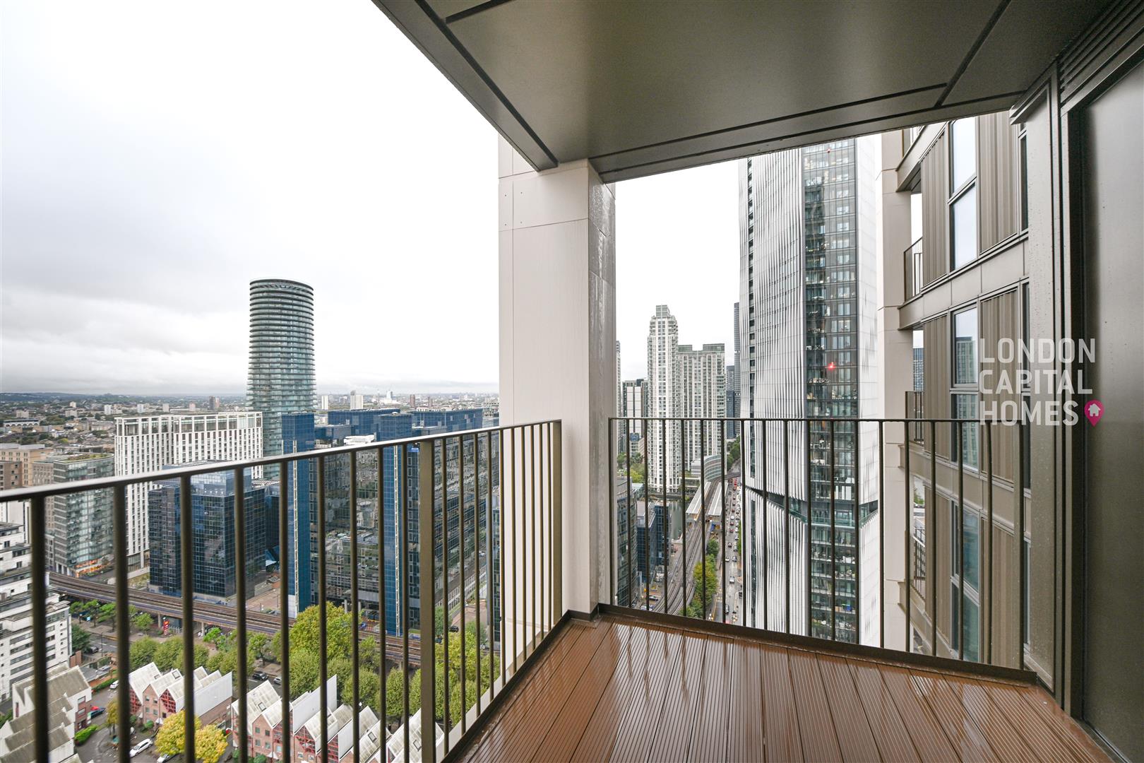 222 Marsh Wall, LONDON